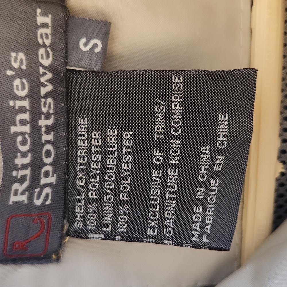 Men's Jacket. - Picture 3 of 7